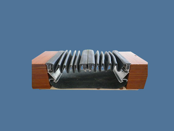 廠區(qū)內(nèi)景